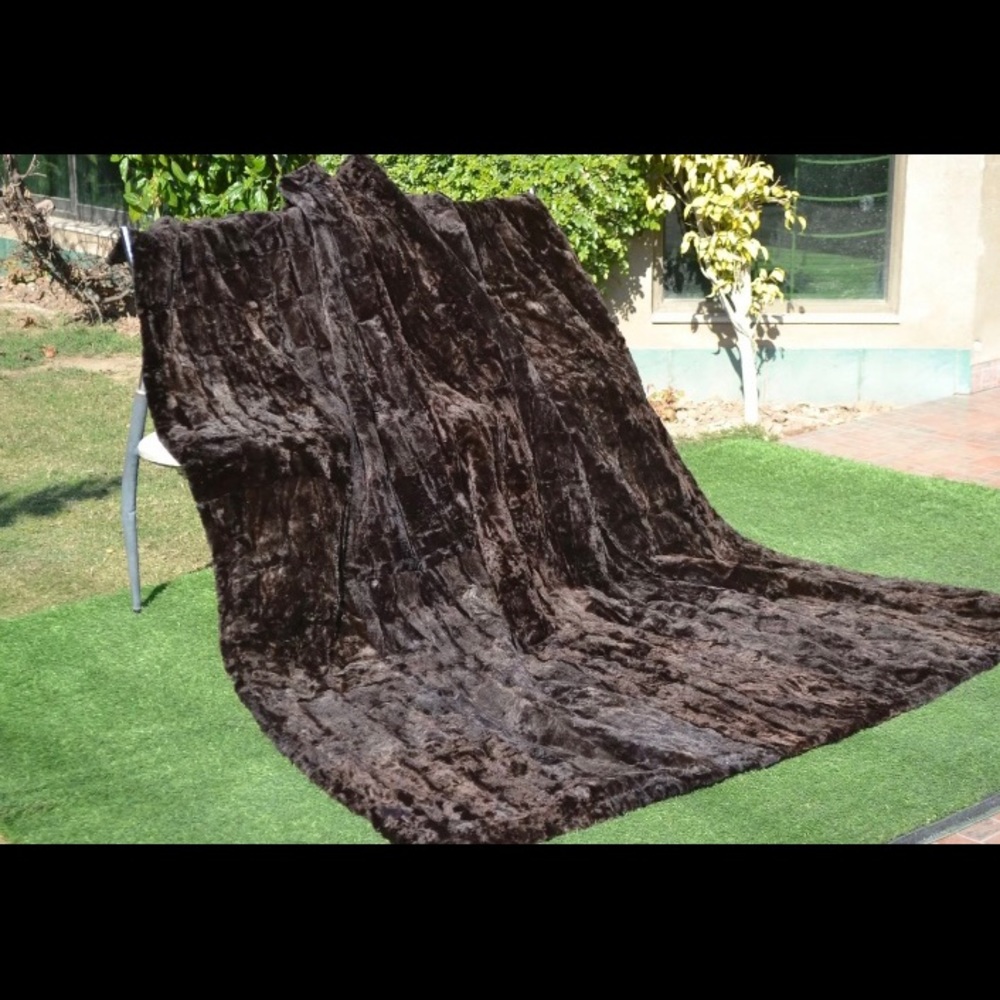 Huge sheared mink blanket (priced to sell)
